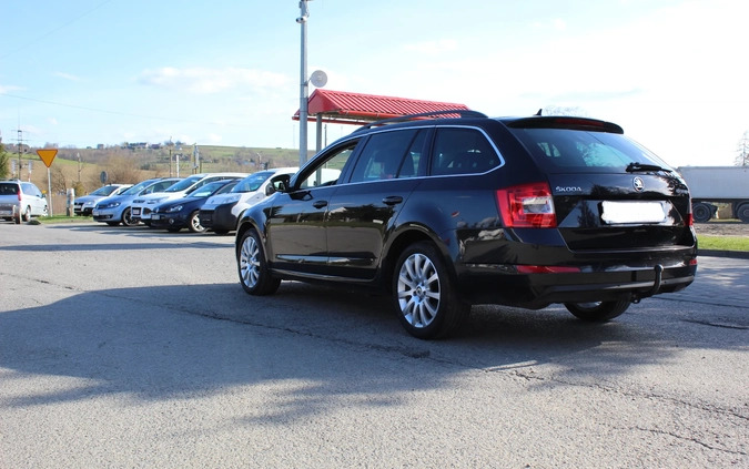 Skoda Octavia cena 46900 przebieg: 154000, rok produkcji 2016 z Bobowa małe 301